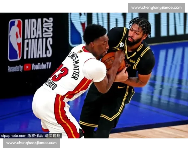 湖人对决热火直播间全程解析球星对抗焦点之夜战术博弈巅峰碰撞